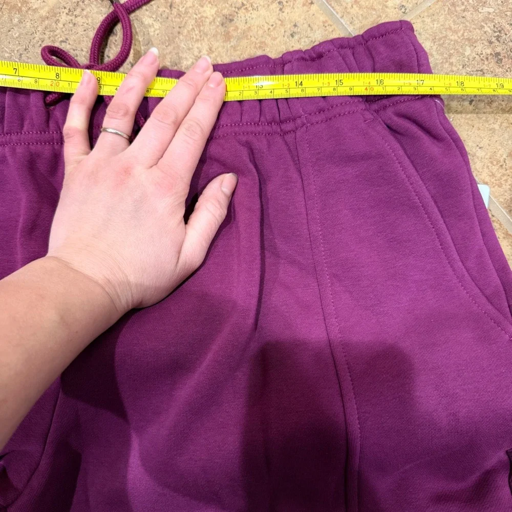 NWT Athleta Heavyweight Terry Cargo Jogger Pants L Magenta Wildberry Cargo Casua